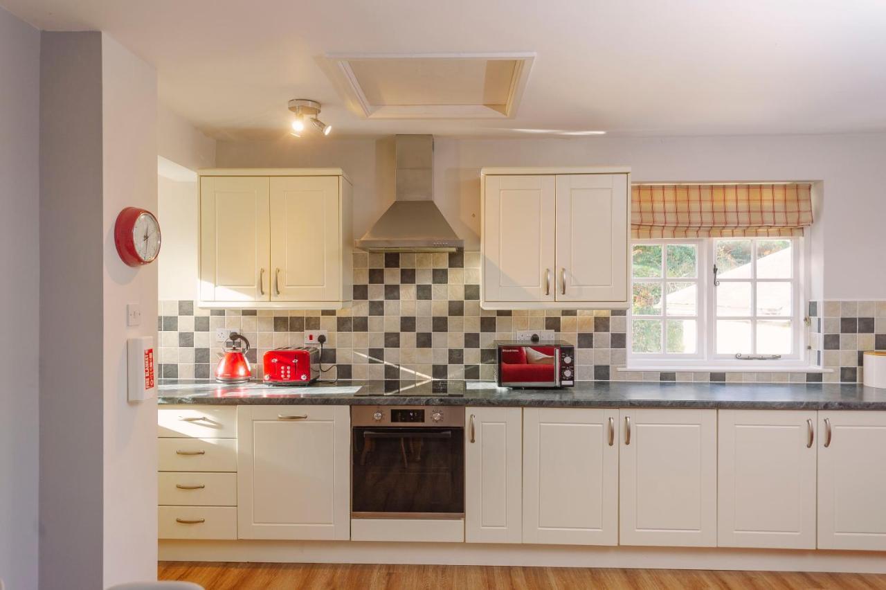 Corffe House And Holiday Cottages بارنستابل المظهر الخارجي الصورة
