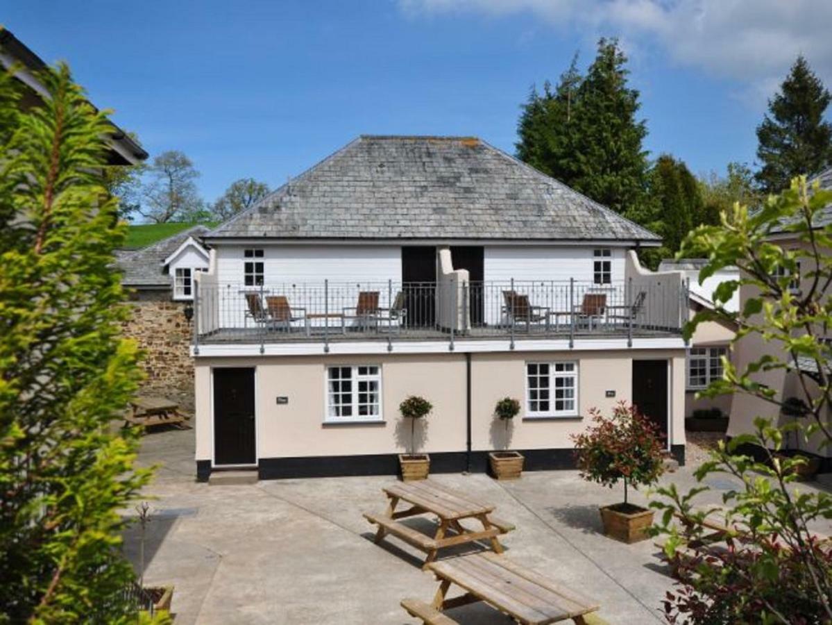 Corffe House And Holiday Cottages بارنستابل المظهر الخارجي الصورة